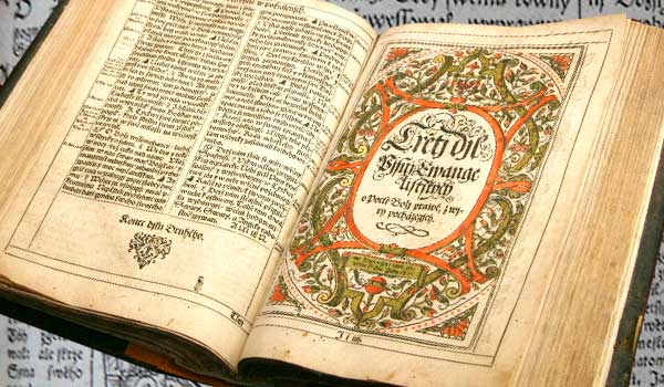 bible kralicka z roku 1615